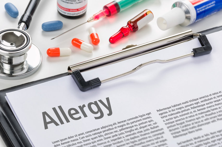 Allergy diagnosis written on a cliboard